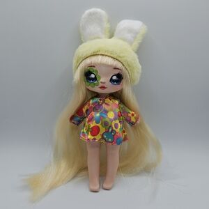 Na! Na! Na! Surprise Doll Bebe Groovy